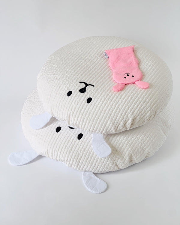 HugMe Rayon Quilted Cushion