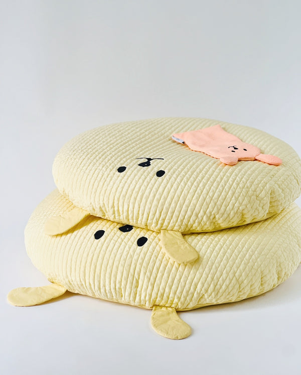 HugMe Rayon Quilted Cushion