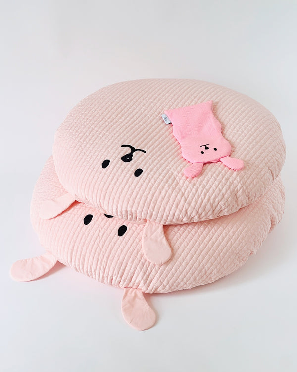 HugMe Rayon Quilted Cushion