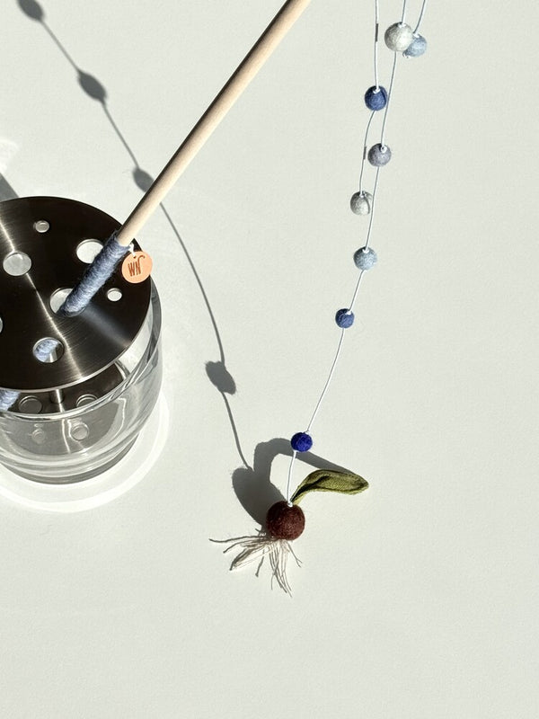 Watering Seeds Cat Toy