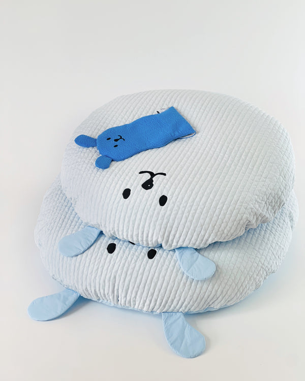 HugMe Rayon Quilted Cushion