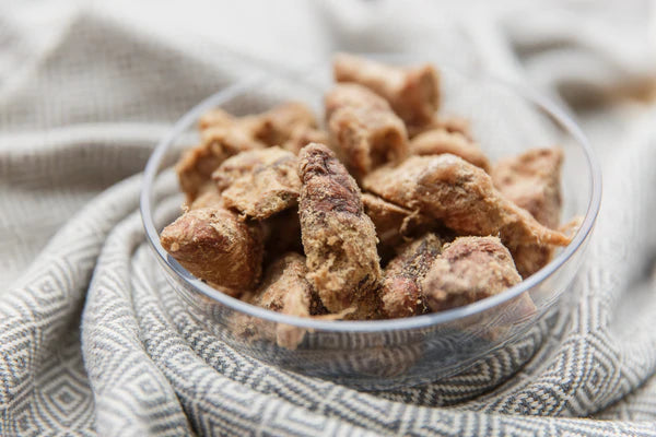 Freeze-Dried Salmon Coated Chicken Heart