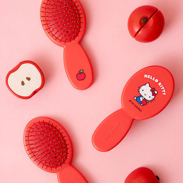 [PRE ORDER] Hello Kitty Pin Brush