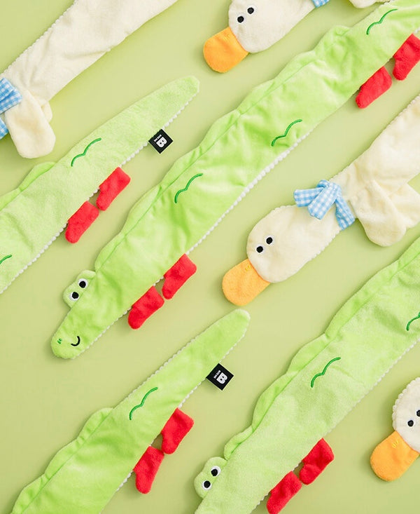 [PRE ORDER] Long Longs Tug Toy