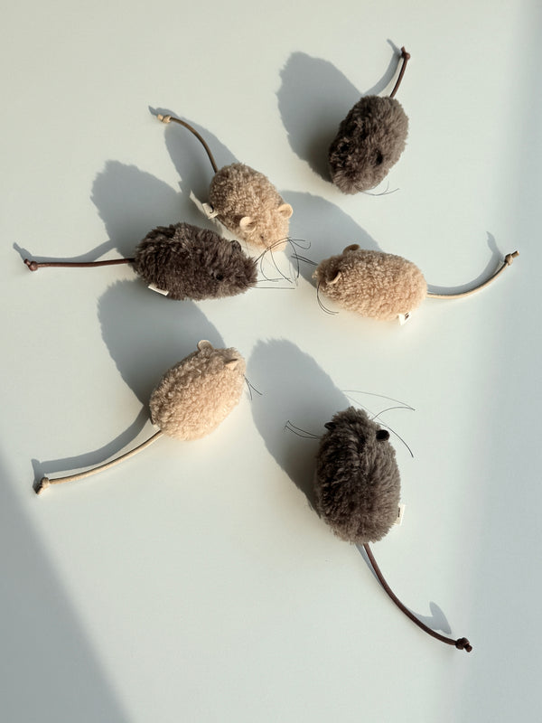 [PRE ORDER] Field Mouse Cat Toy