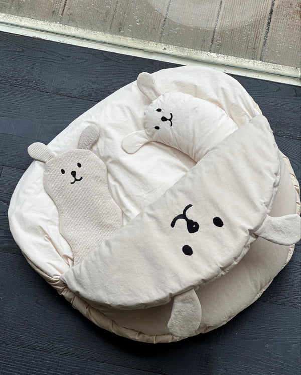 Hug Me Mini Pillow Summer – Ecru