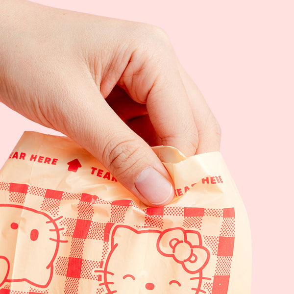 [PRE OEDER] Hello Kitty Poop Bags (90 Bags)