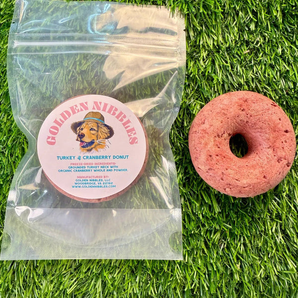 FREEZE-DRIED TURKEY & CRANBERRY DONUT TREAT