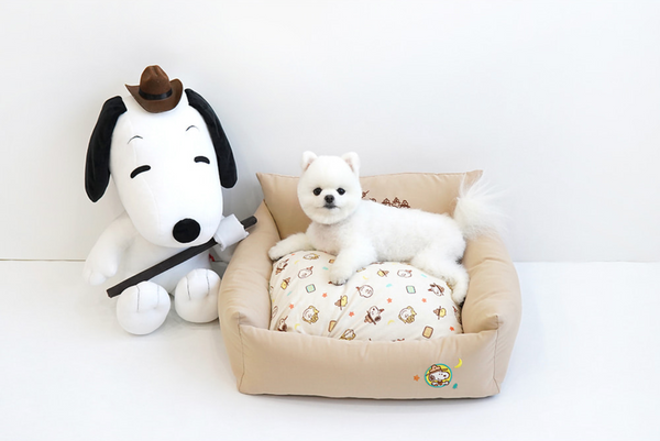 Snoopy Camp Bed