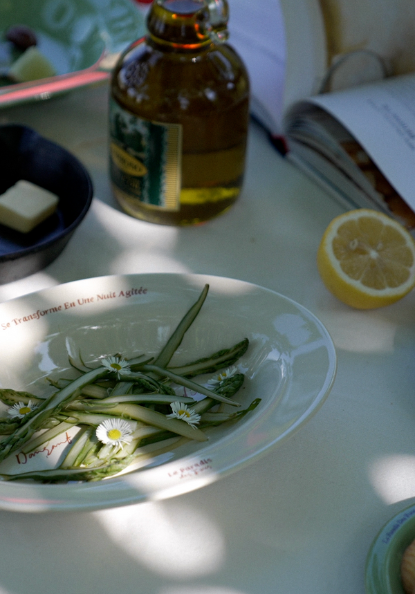 Le Paradis Oval Plate