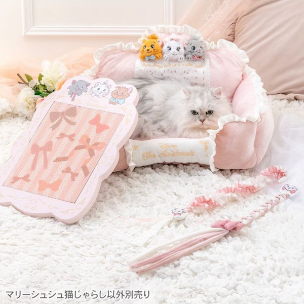 Marie Cat Knitted Teaser Toy