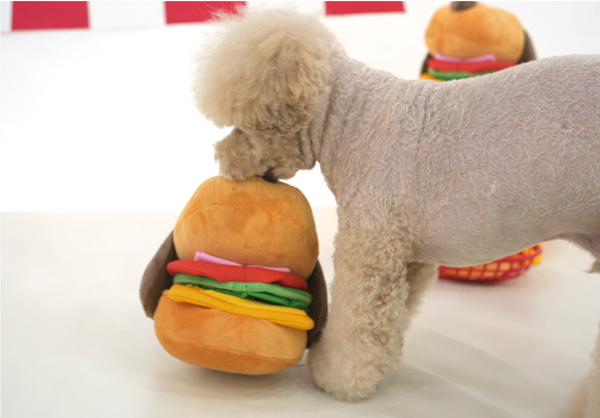 Peanuts Hamburger Nosework Toy
