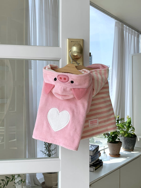 Baby Pig Robe