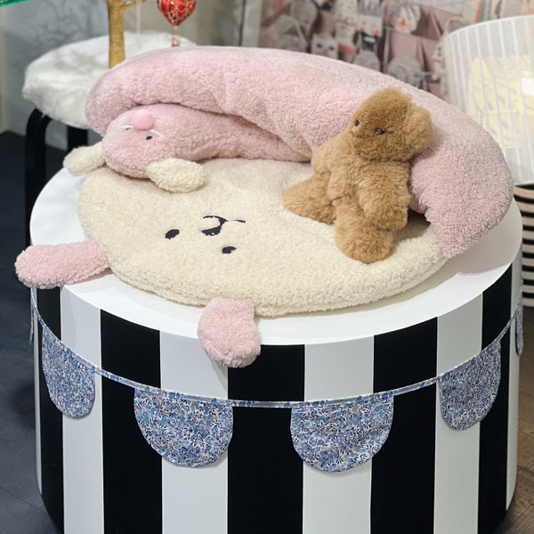 Fluffy Hugme Snuggle