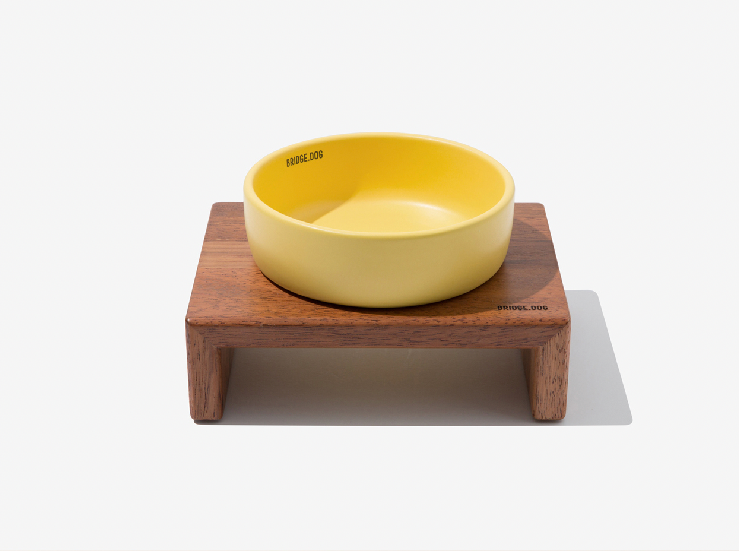 Tomoni dog bowl wood outlet