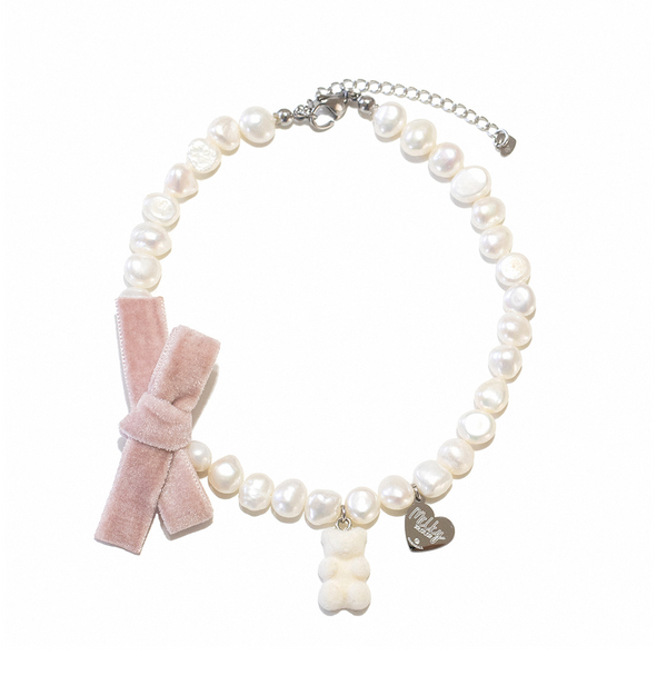 Teddy Pearl Necklace